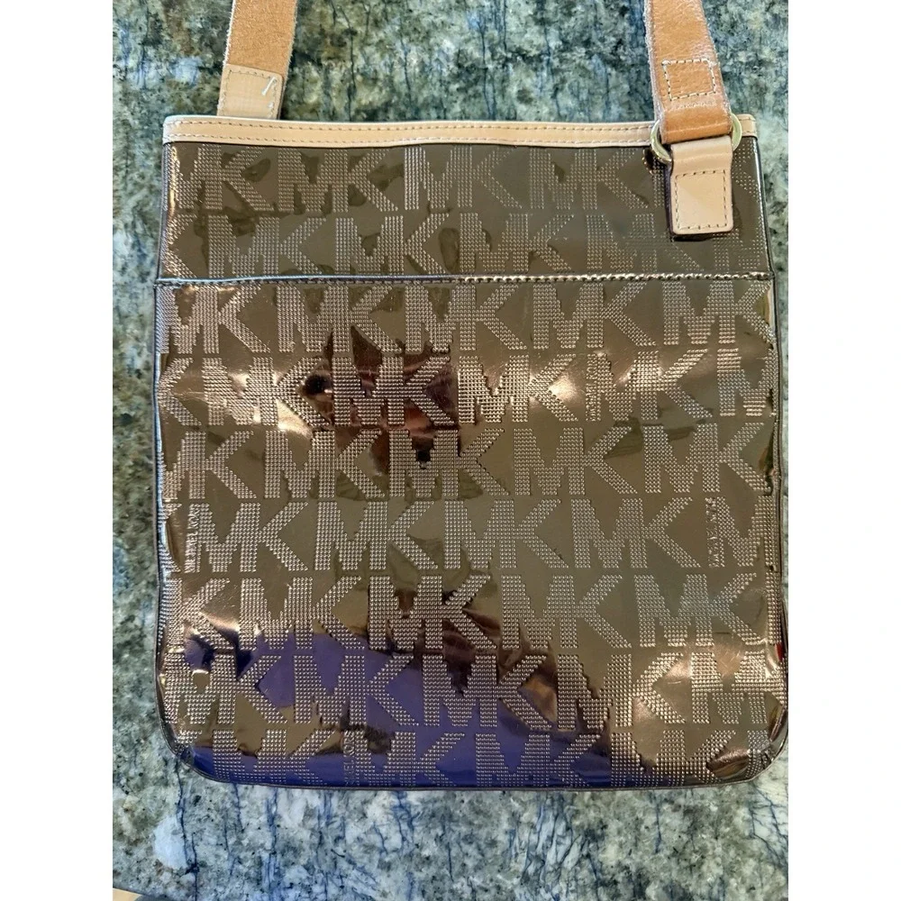 MICHAEL KORS JET SET SIGNATURE FLAT CROSSBODY 7X8.75 Cocoa LEATHER BAG
